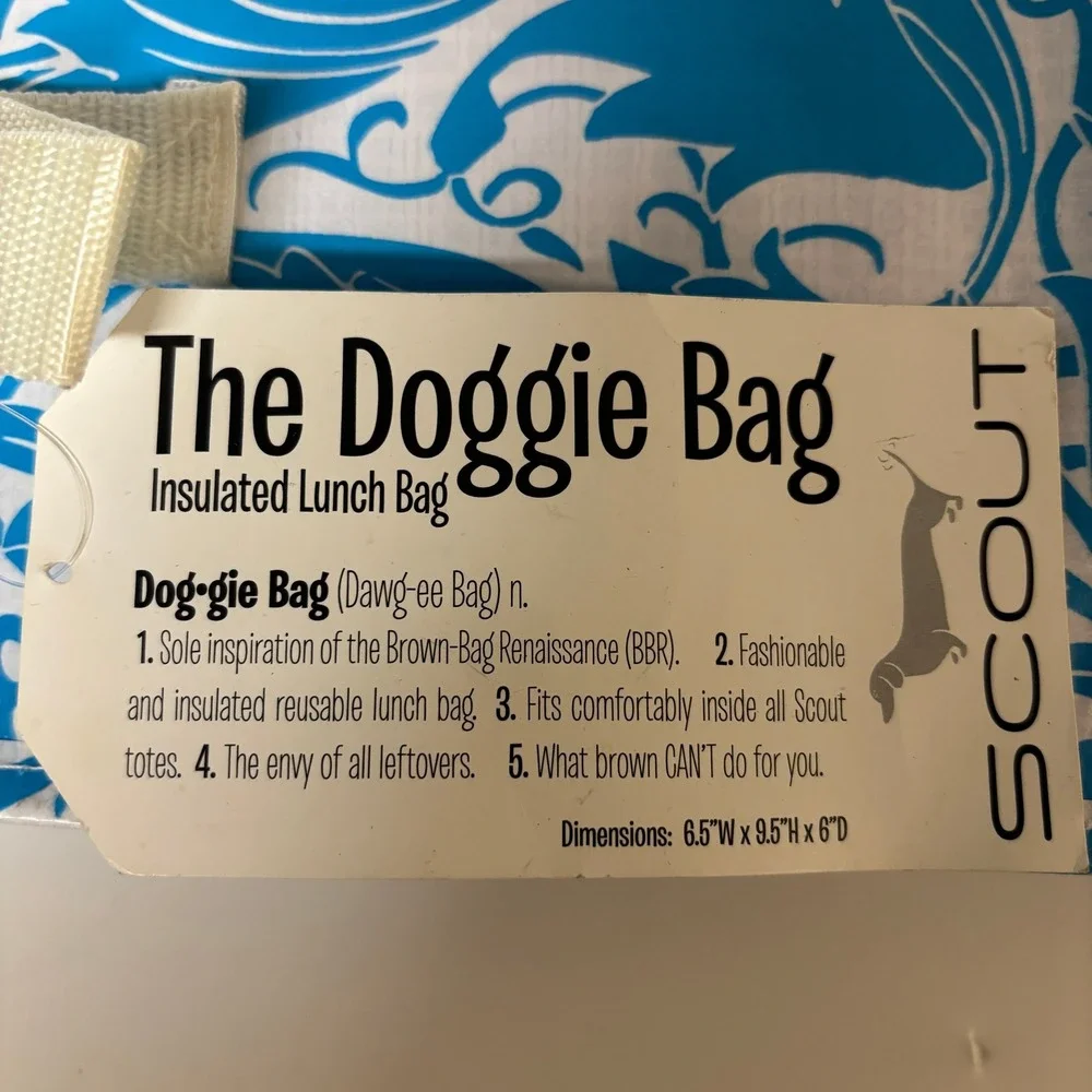 SCOUT The Doggie Bag Insulated Lunch Bag Blue White Floral Damask Reusable Tote